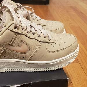 Nike Air Force 1 Premium Jewel